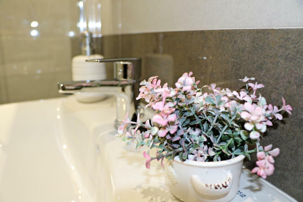 Apartamentos Credencial Sarria Dış mekan fotoğraf